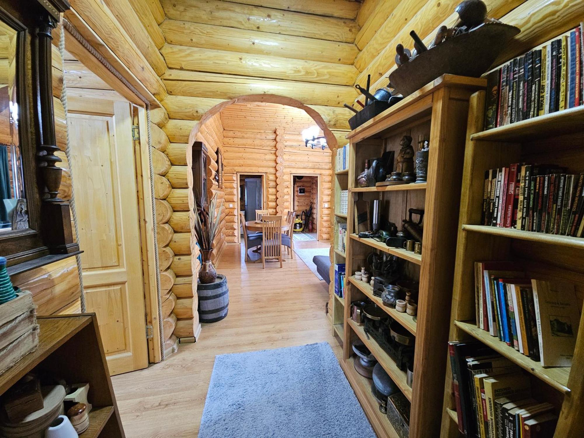 Cabana Alesia, Relaxare La Poalele Raraului Câmpulung Moldovenesc エクステリア 写真